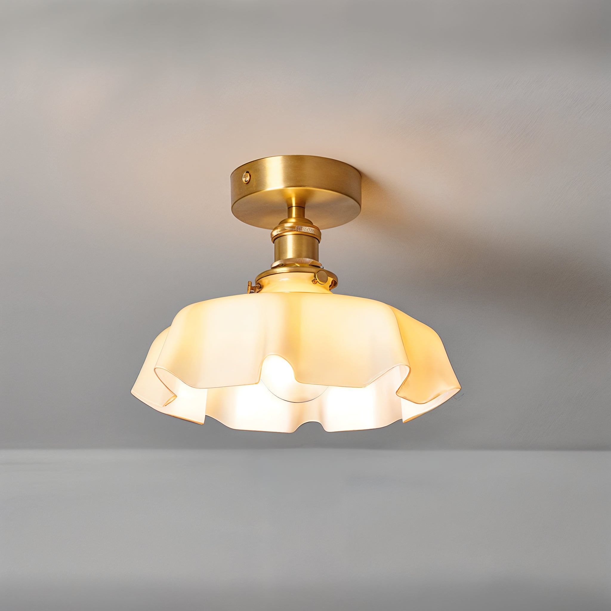 BelleGlow – Ruffled Glass Flush Mount Ceiling Light