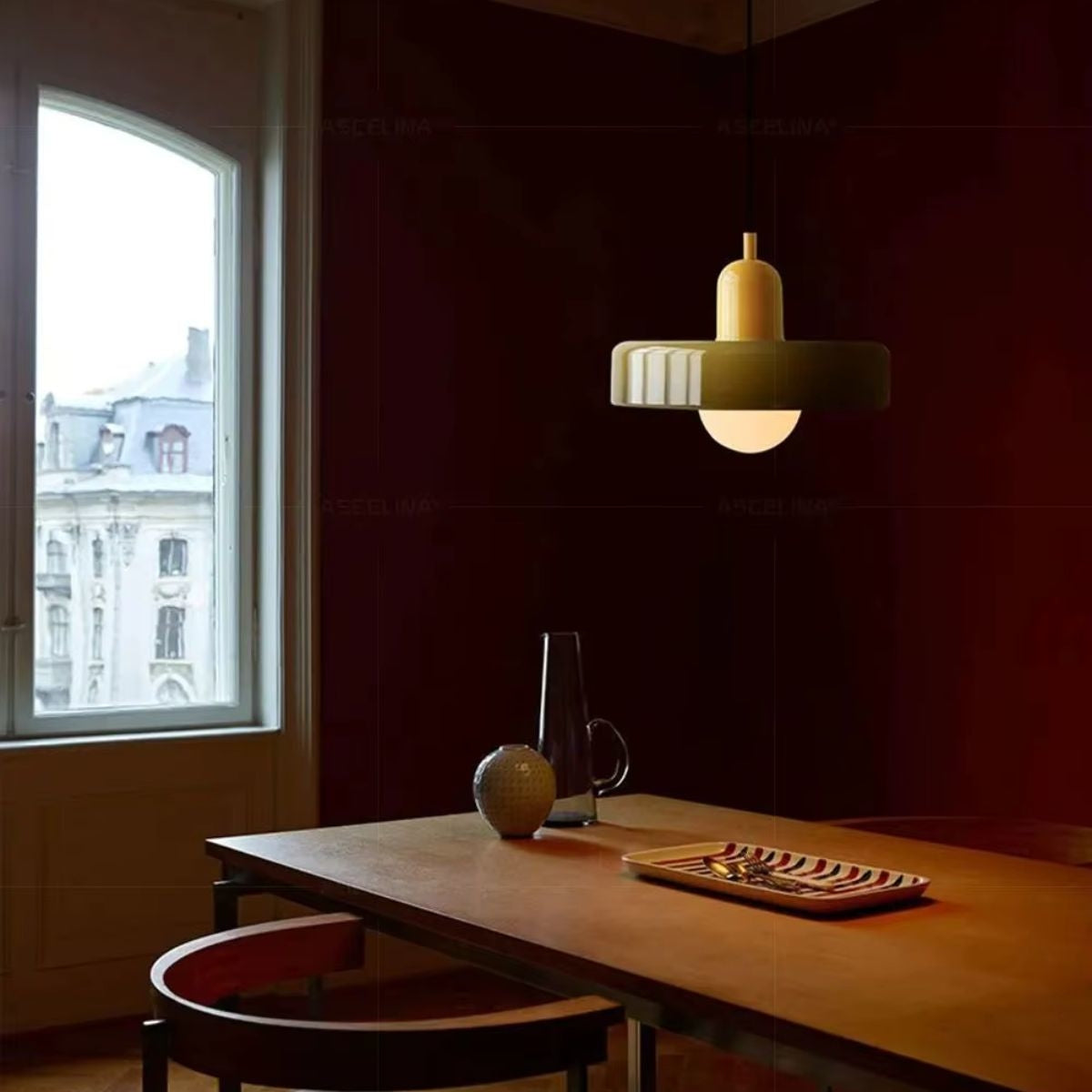 Glohaus - Amber Glass Pendant Ceiling Light