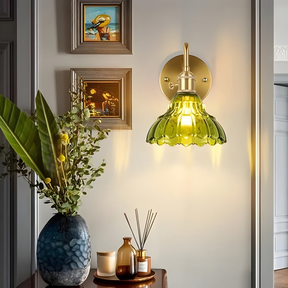 VerdeFloral – Vintage Glass Wall Light